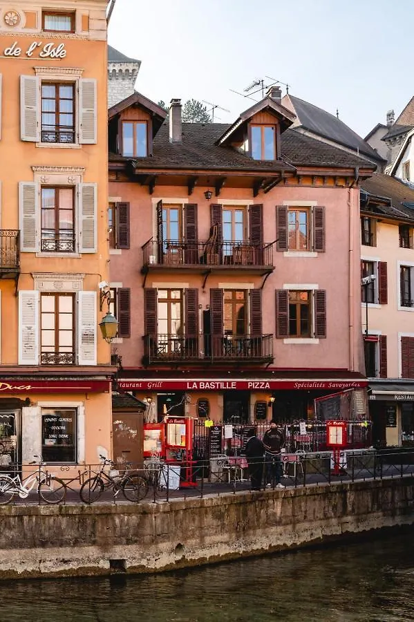 Le Balcon Perriere II - Charming Apartment With Direct View Of The Thiou Annecy