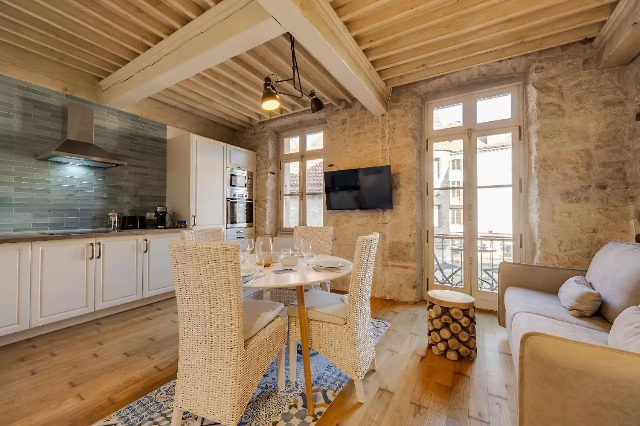 Le Balcon Perriere II - Charming Apartment With Direct View Of The Thiou Annecy
